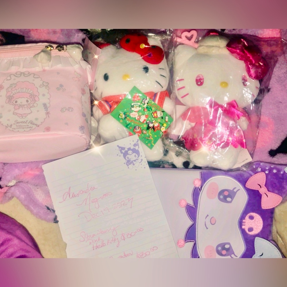 Sanrio bundle*hello kitty*christmas*mysweetpiano*freehkyahtzee